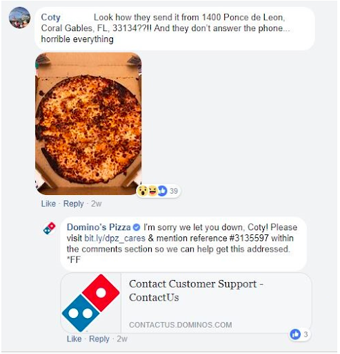 Dominos reagujący w komentarzach na Facebooku