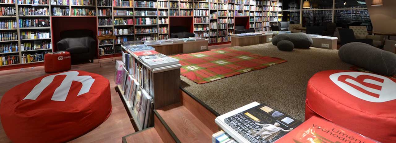 Martinus support team using LiveAgent