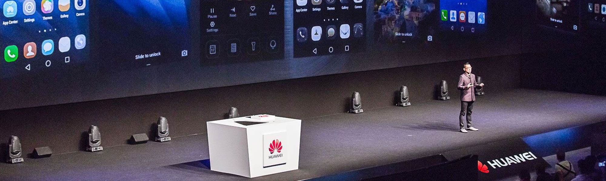 Zespół obsługi klienta Huawei korzystający z LiveAgent