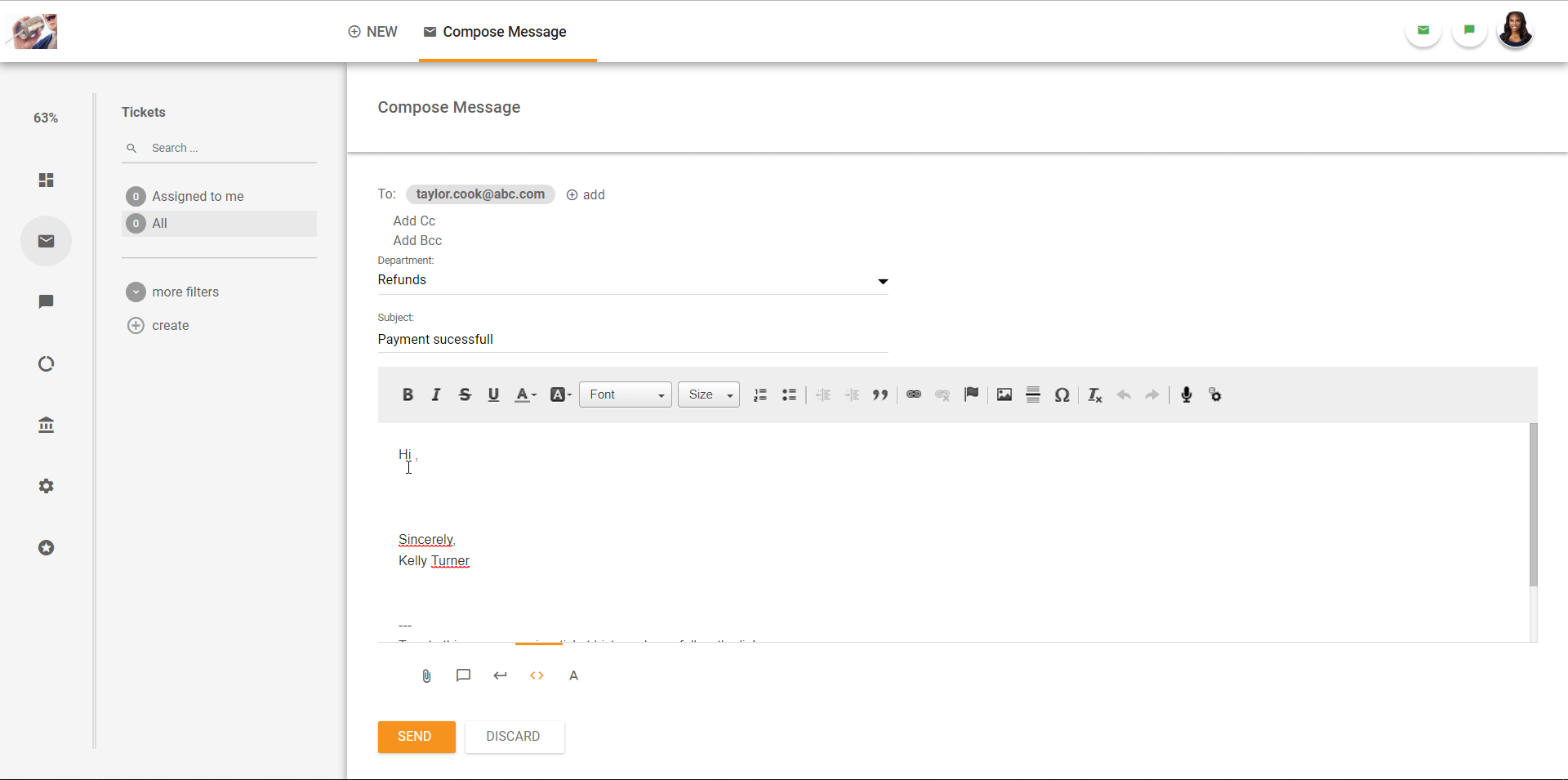 Przegląd interfejsu systemu ticketów w LiveAgent.